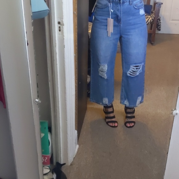 🌹Make An Offer🌹NWT Womens Wide Leg Cropped Jeans - Picture 4 of 6